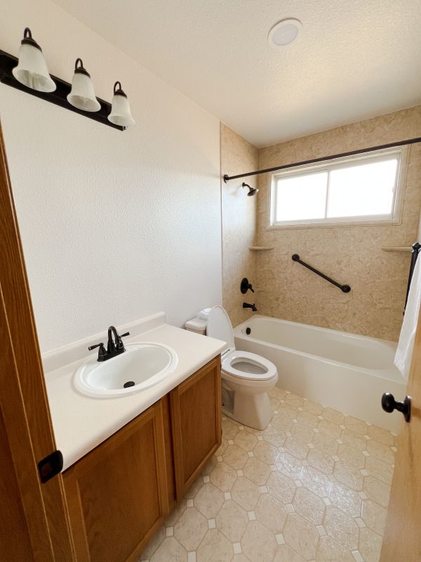 Top Bathroom Remodeling Companies in Greenwood, MO